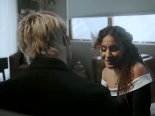 Kunnen we neuken op de baas zijn begrafenis?